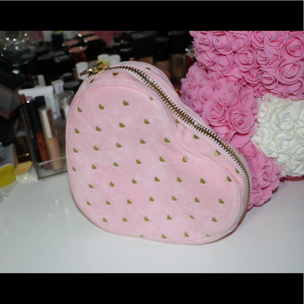 Stoney clover lane heart pouch